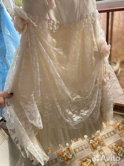 Вечернее платье