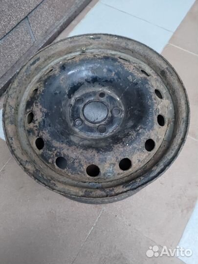 Диски штамповка р 15. 5 x 100. D 57,1