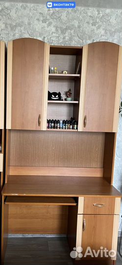 Компьютерный стол