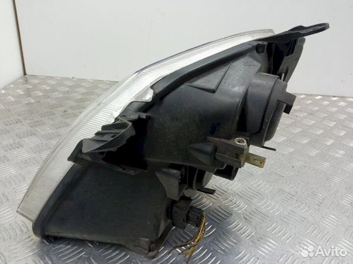 Фара Opel Meriva A (2003-2010)