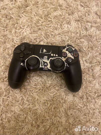 Ps4 с играми и геймпадами