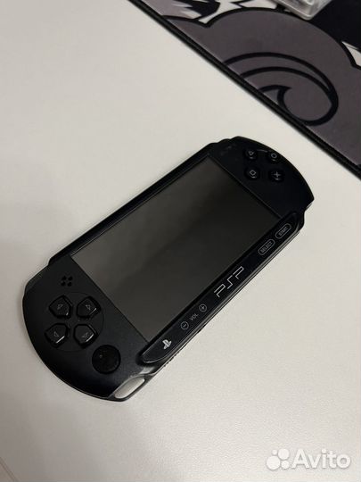 Sony psp e 1008