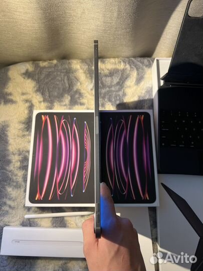 iPad Pro 12.9 2022 M2 1TB SIM+Keyboard+Pencil 2