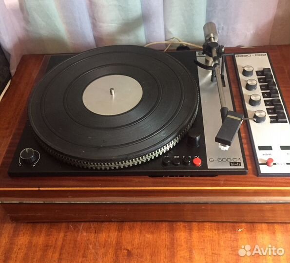 Легендарный проигрыватель Вега 002