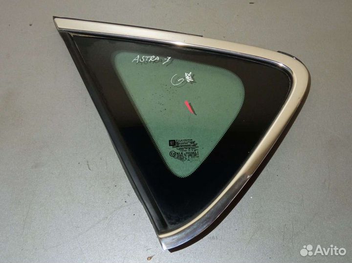 Форточка задняя левая Astra J 5дв