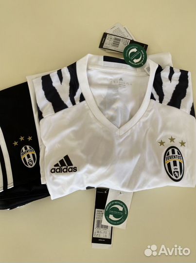 Футбольная форма juventus