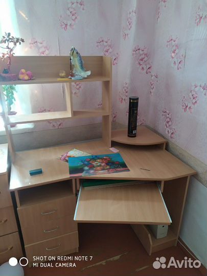 Компьютерный стол