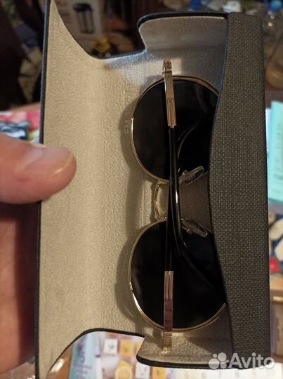 Солнцезащитные очки