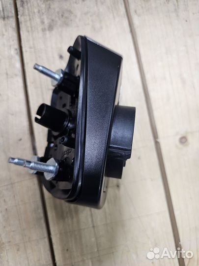 Кронштейн зеркал lexus RX4