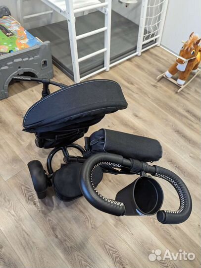 Детский трехколесный велосипед bentley