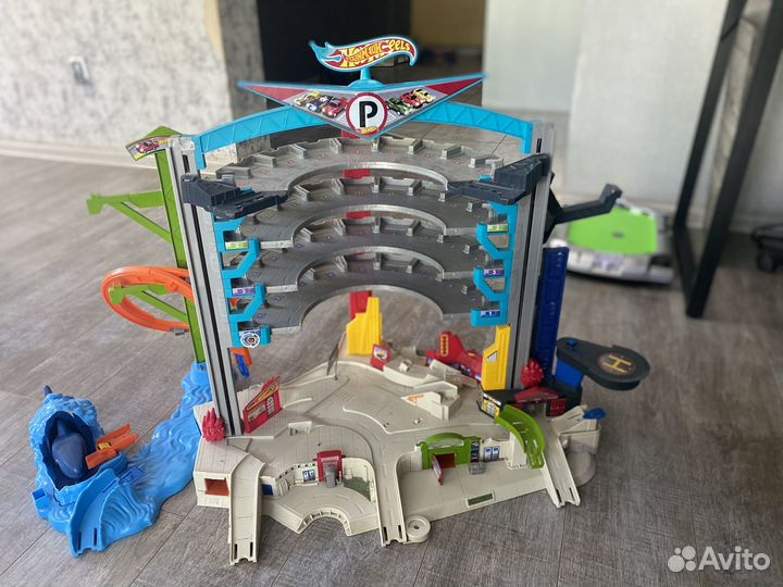 Парковка для машинок hot wheels