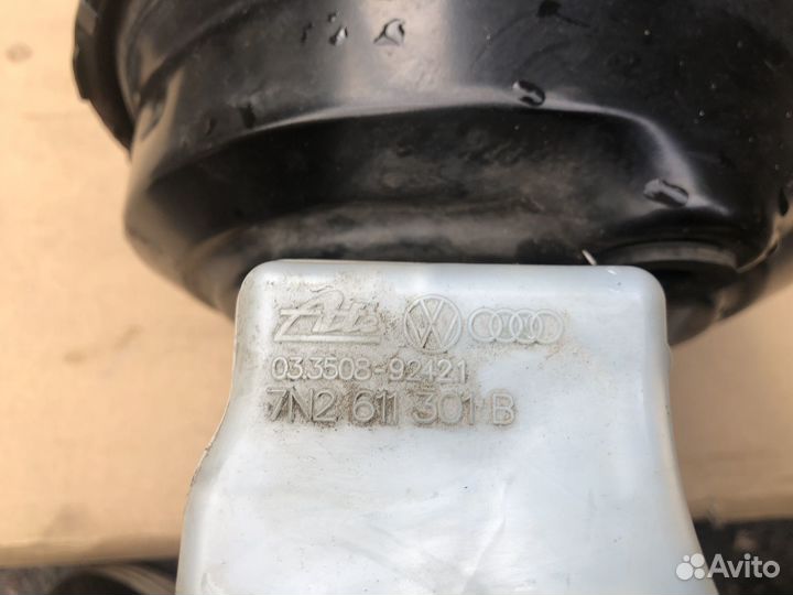 Вакуумный усилитель тормозов Volkswagen Tiguan