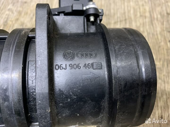 Volkswagen Tiguan Расходомер воздуха (массметр)