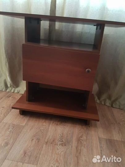 Тумба под телевизор