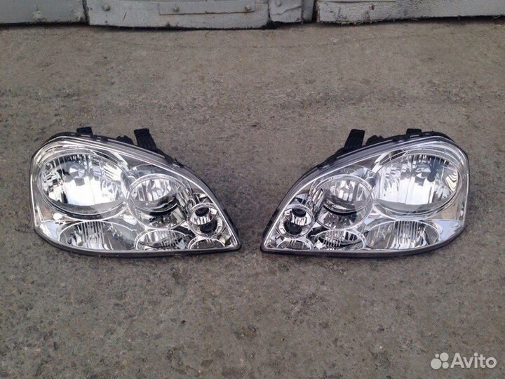 Новая передняя фара Chevrolet Lacetti