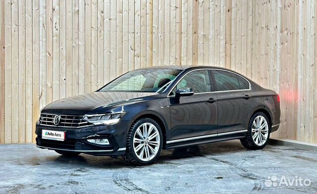 Volkswagen Passat 2.0 AMT, 2020, 97 400 км с пробегом, цена 3379000 руб.