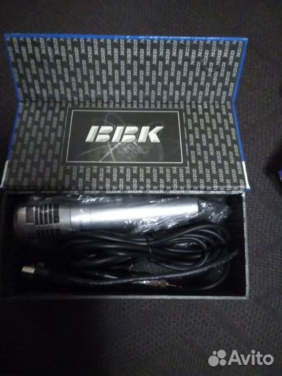 Микрофон для караоке проводной