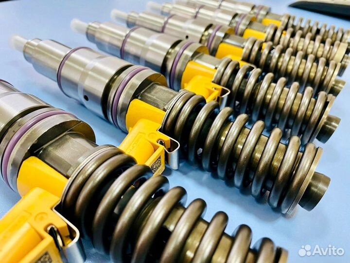 Насос форсунки Volvo FH12