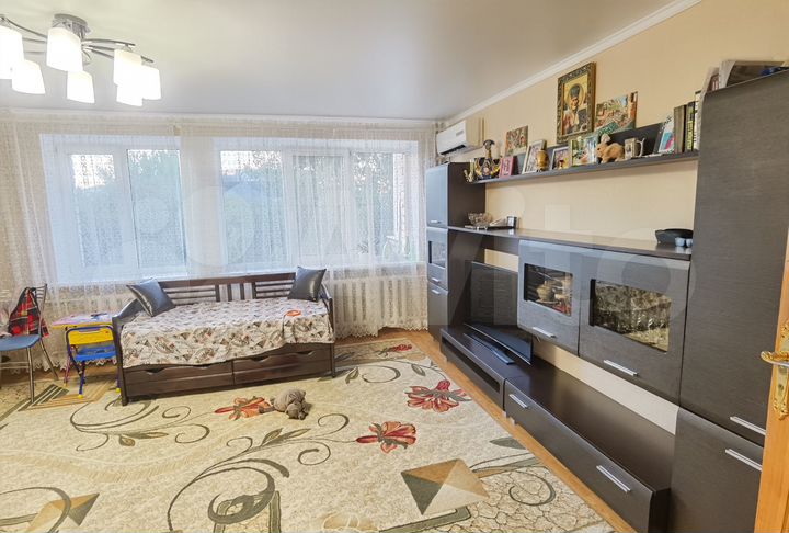 4-к. квартира, 118 м², 4/10 эт.