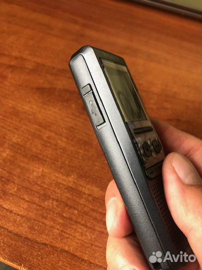 Диктофон Sony ICD-P330F