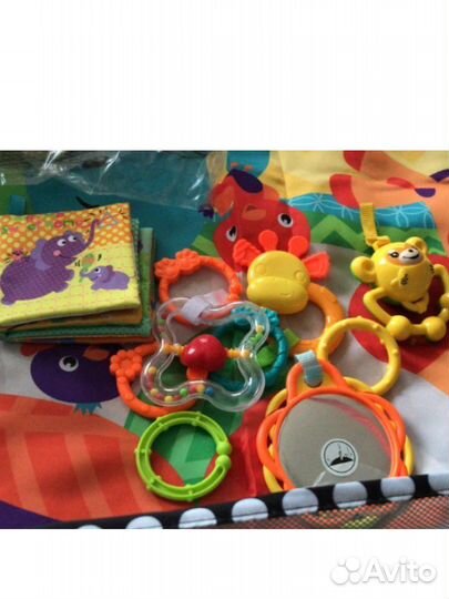 Развивающий коврик