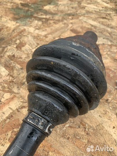 Привод передний левый Audi A3 8P(5хб) 2.0 CCZ