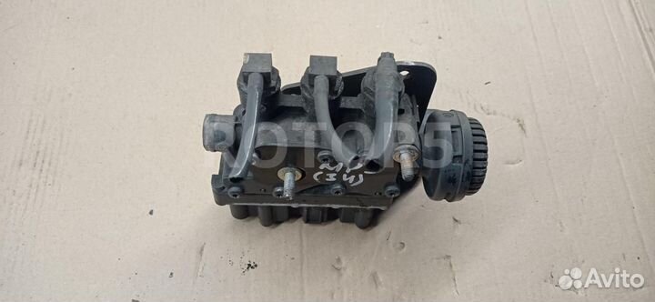 Кран уровня подвески Mercedes-Benz Actros 3 (MP3)