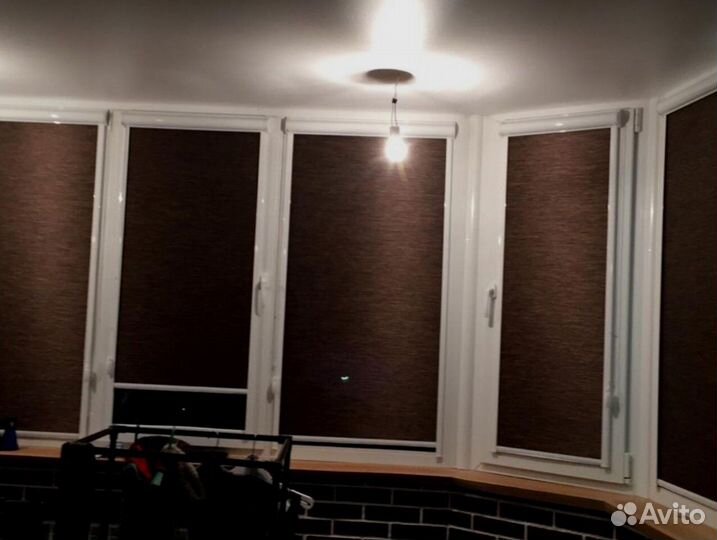 Рулонные шторы с Алисой