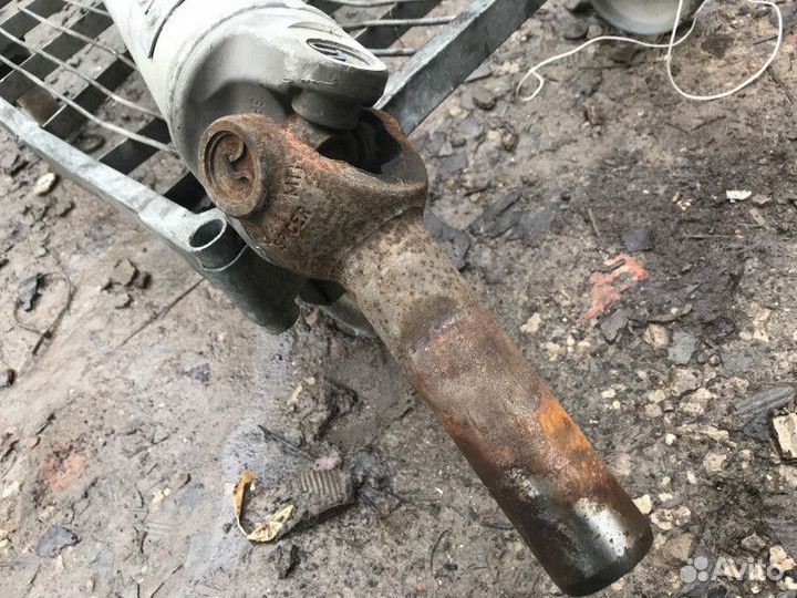 Кардан задний Infiniti QX56