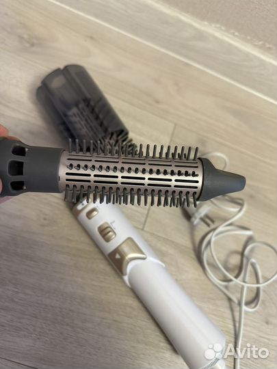 Фен щетка philips