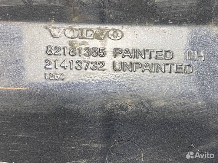 Крышка инструментального ящика левая Volvo FH4