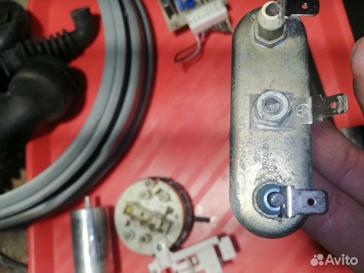 Запчасти от стиральный машины автомат Индезит