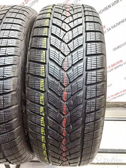 Goodyear UltraGrip Performance 235/60 R18 107H