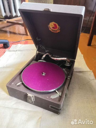 Советский патефон, грамофон