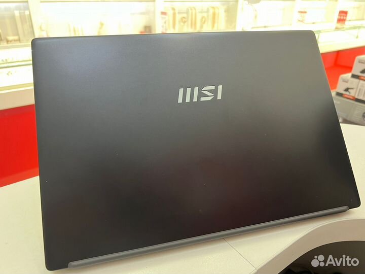 Ноутбук, MSI Modern 15 B5M-001XRU