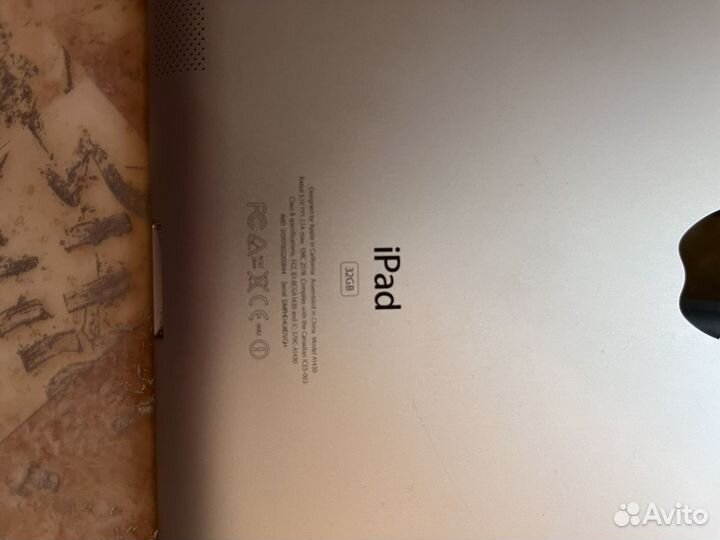 iPad 3 32 gb wi-fi + cellular