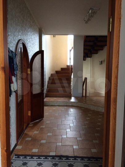 Дом 450 м² на участке 20 сот.