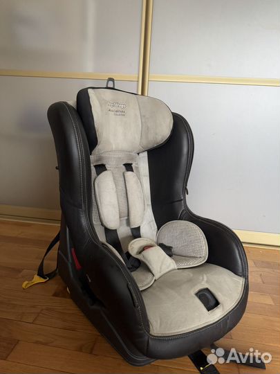 Автомобильное кресло peg perego