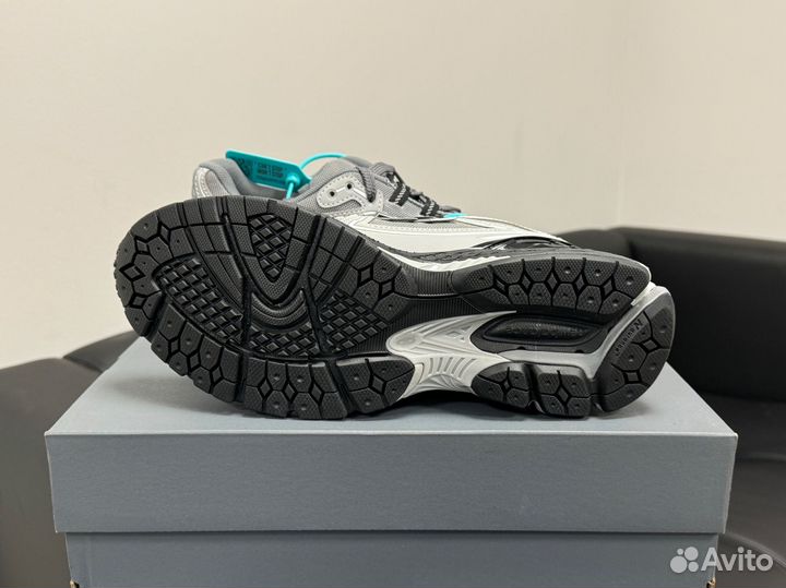 New Balance 1906r оригинал