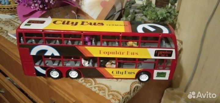 Большой автобус