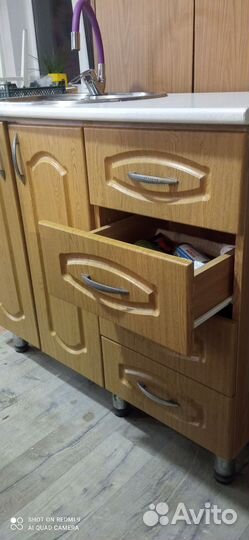 Кухонная мойка с тумбой