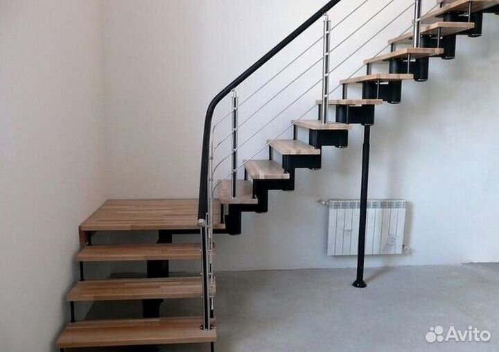 Лестница для коттеджа на заказ