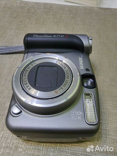 Компактный фотоаппарат Canon PowerShot A710 IS