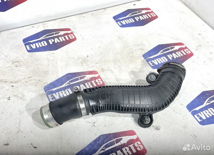 Патрубок интеркуллера VAG