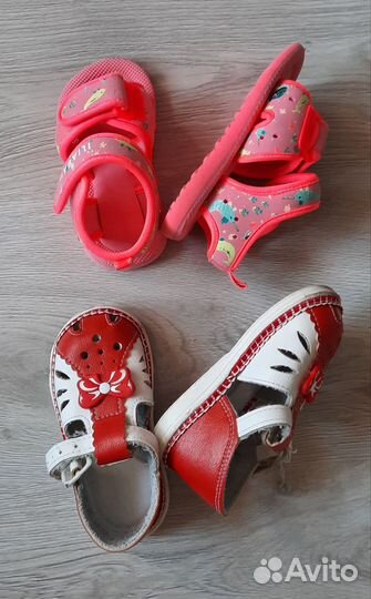 Сандалии на девочку