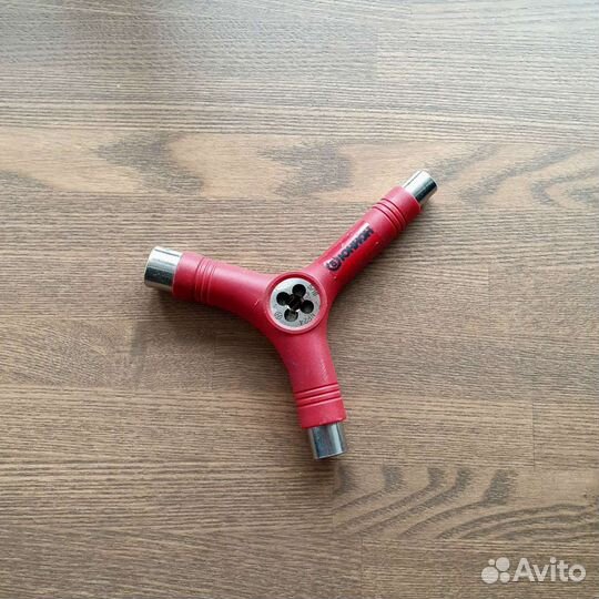 Ключ для скейтборда Юнион