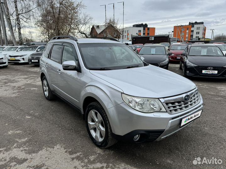 Subaru Forester 2.0 AT, 2011, 238 000 км