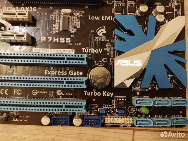 Материнская плата