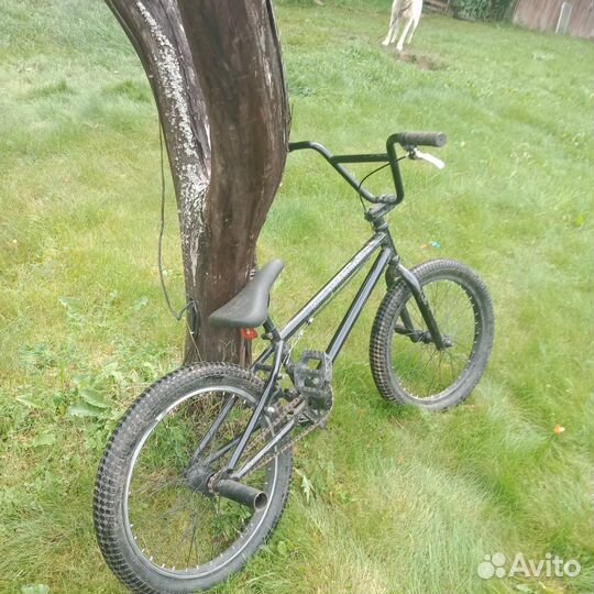 Трюковой велосипед madness bmx 4