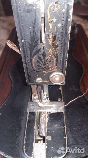 Швейная машина Singer